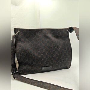 Authentic Gucci With Strap Unisex
